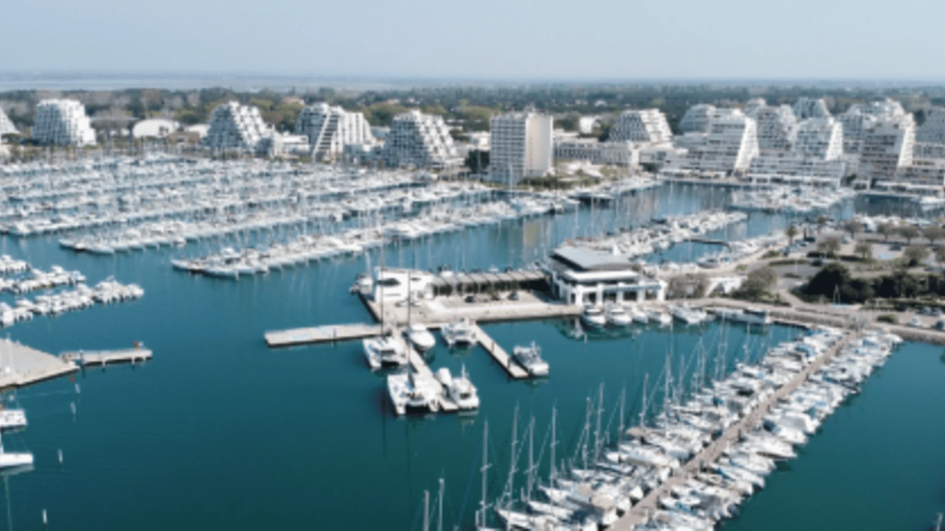 Recrutement 𝐀𝐠𝐞𝐧𝐭 𝐝𝐞 𝐏𝐨𝐫𝐭 𝐆𝐫𝐮𝐭𝐢𝐞𝐫 / 𝐋𝐚 𝐆𝐫𝐚𝐧𝐝𝐞-𝐌𝐨𝐭𝐭𝐞